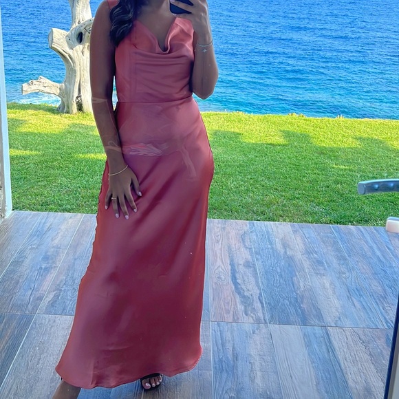 Dynamite satin evening dress size XS in salmon colour - Picture 3 of 6